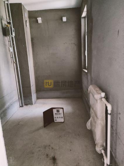北京牡丹华庭2室2厅89平中楼层/共11层