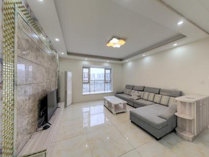 北京中信庐山一号3室2厅131平低楼层/共32层