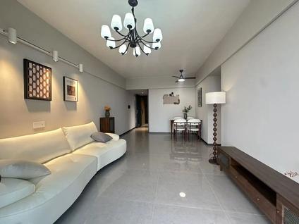 江门时代倾城(东海路)3室2厅90平高楼层/共17层