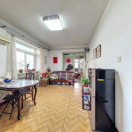 北京艺苑里2室1厅75.03平高楼层/共7层