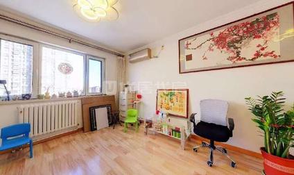 北京北京城建福润四季(A区)2室1厅75平中楼层/共18层