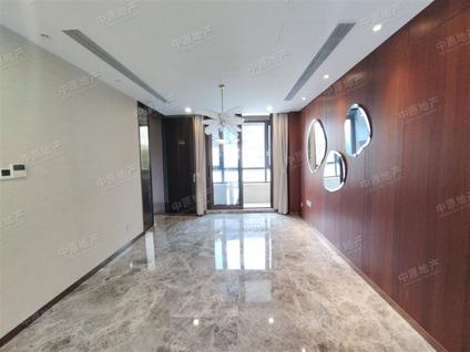 上海碧云尊邸4室2厅224.27平低楼层/共9层