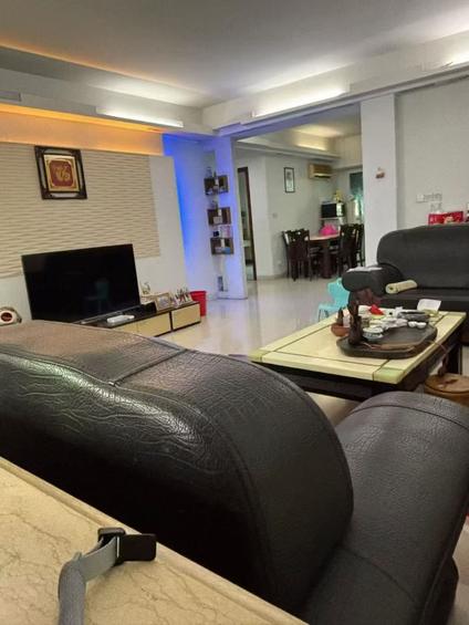 汕头金城园3室2厅126平中楼层/共8层