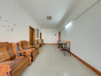 北京中山大楼2室1厅67平中楼层/共8层