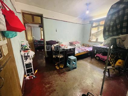 北京长征公司家属楼42小区1室1厅52.71平低楼层/共8层