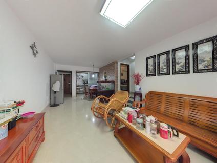 珠海星华雅苑3室2厅79.62平低楼层/共6层