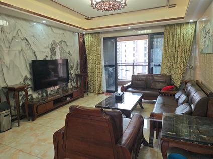 江门方直珑湖湾4室2厅143平高楼层/共31层