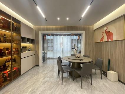 北京联华花园城4室2厅144.5平低楼层/共16层