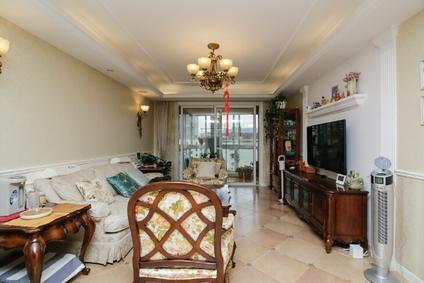 北京金桥名都3室2厅138.21平中楼层/共11层