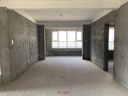 北京金域观邸北区4室2厅134平低楼层/共7层