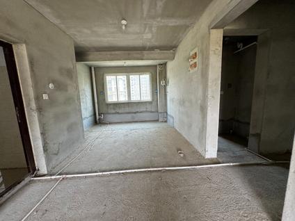 南阳飞凤雅居3室2厅118.1平低楼层/共11层