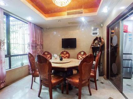 北京贝越水岸名邸5室2厅234.26平低楼层/共3层