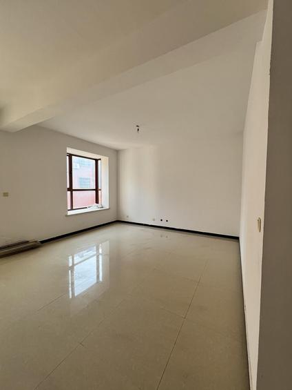 天津范庄子(联排别墅)3室2厅175平低楼层/共2层