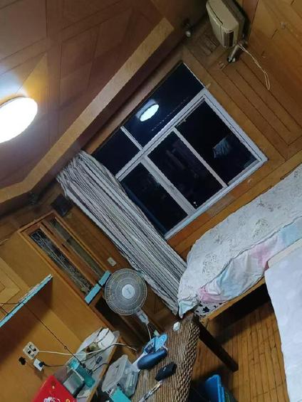 上海三元新村3室2厅82平高楼层/共6层
