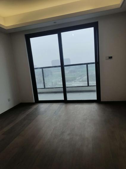 北京中集禹洲江山赋4室2厅130平高楼层/共10层