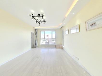 北京学苑嘉园3室1厅133.35平高楼层/共23层