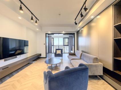 海口海航豪庭(北苑二区)3室2厅159.48平高楼层/共24层