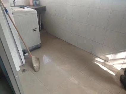 北京台荻路3室2厅115平中楼层/共8层