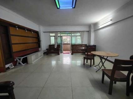 北京银甸花园3室2厅141平低楼层/共28层