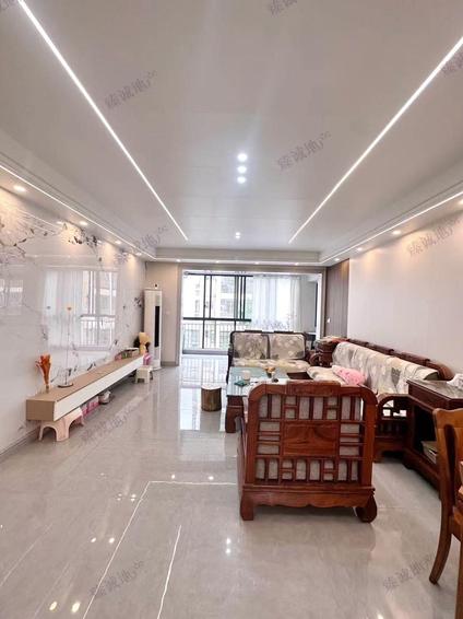 北京兴隆佳苑3室2厅136平中楼层/共6层