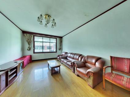 北京滨河花园3室1厅153.85平高楼层/共6层