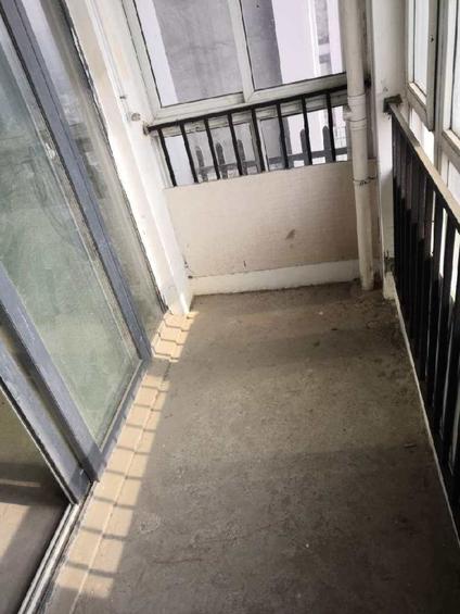 镇江练湖新城3室2厅101平中楼层/共6层