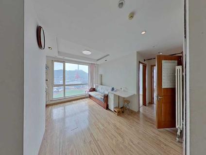 大连伊景华园2室1厅92.1平低楼层/共30层