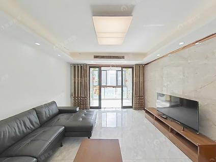 北京中旅狮山名门4室2厅141.12平中楼层/共17层