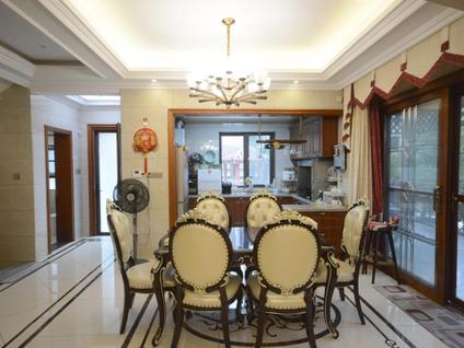 淮安红豆美墅公园里4室3厅258.1平高楼层/共4层