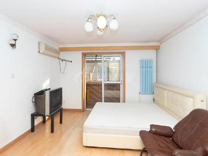 北京甘雨胡同2室1厅57.92平中楼层/共6层