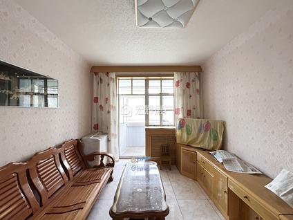 兰州东郊小学家属院2室1厅55平中楼层/共7层