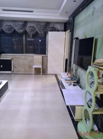 上饶新龙花苑3室2厅126平中楼层/共6层