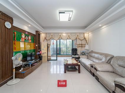 北京金汇豪庭3室2厅123平中楼层/共11层