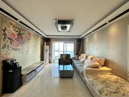 德州唐人中心3室2厅129平中楼层/共34层