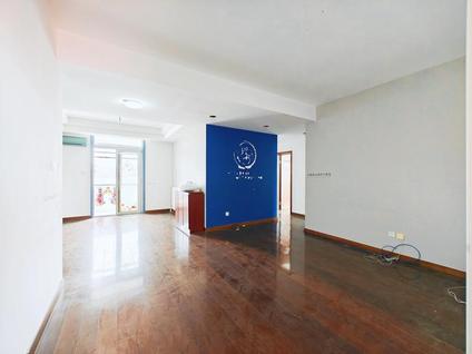 北京海信都市华彩3室1厅174.51平中楼层/共31层