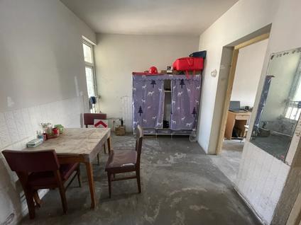 北京永安花苑2室1厅51平高楼层/共6层