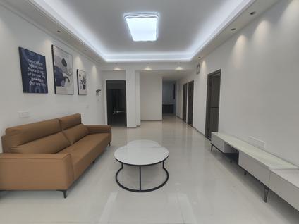 北京中心南路3室2厅70平低楼层/共7层