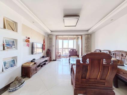 北京明基铂宫3室2厅126平高楼层/共18层