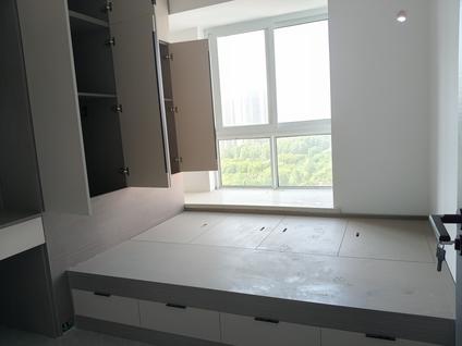 南阳港岛幸福里4室2厅131.35平高楼层/共27层