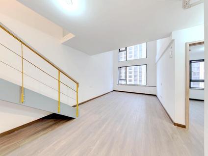 北京中骏御金台3室1厅68.94平低楼层/共20层