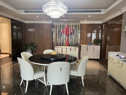 天津招商津湾天玺3室2厅260平高楼层/共57层