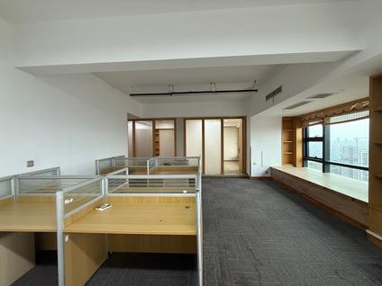 北京英利国际广场2室0厅158.18平中楼层/共46层