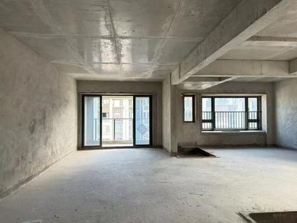 汕头金华豪庭3室2厅106平中楼层/共18层