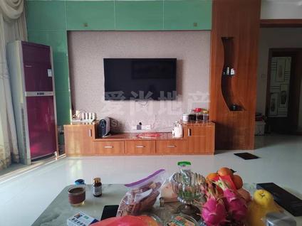 河源鸿翔华庭4室2厅148.83平高楼层/共19层