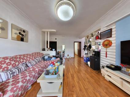 武汉丽湖花园(洪山)2室2厅96.94平中楼层/共8层