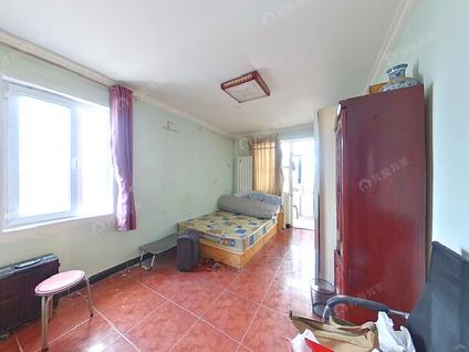 北京首钢金顶街(四区)3室1厅85.73平低楼层/共16层