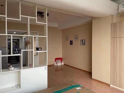 北京华夏世贸1室1厅55平高楼层/共27层