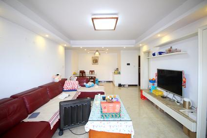 成都优品时代3室2厅118.6平高楼层/共15层