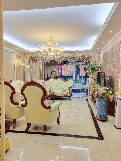 北京山语城(三区)4室2厅157.86平低楼层/共6层