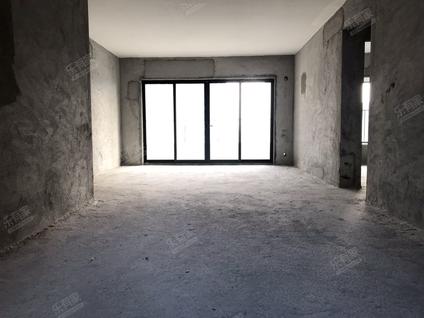 江门越秀天悦星院4室2厅168平高楼层/共32层